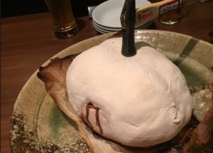 雛鶏の塩釜焼き